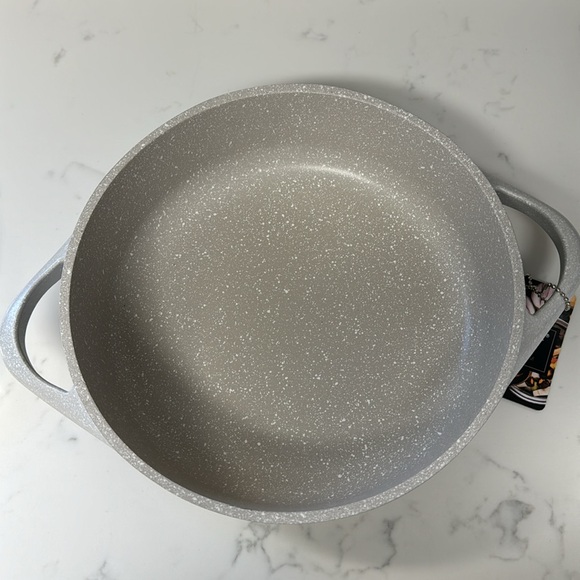 Master class premium collection 2.6 QT casserole - Picture 5 of 9